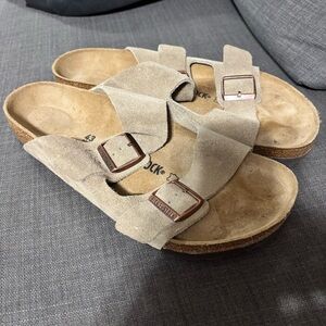 BIRKENSTICK ARIZONA SANDALS Mens 10 TAUPE SUEDE LEATHER 43